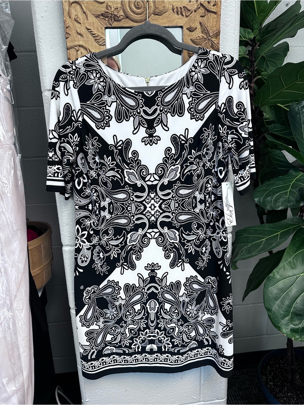 Eliza J Black and White Paisley Floral Shift Dress